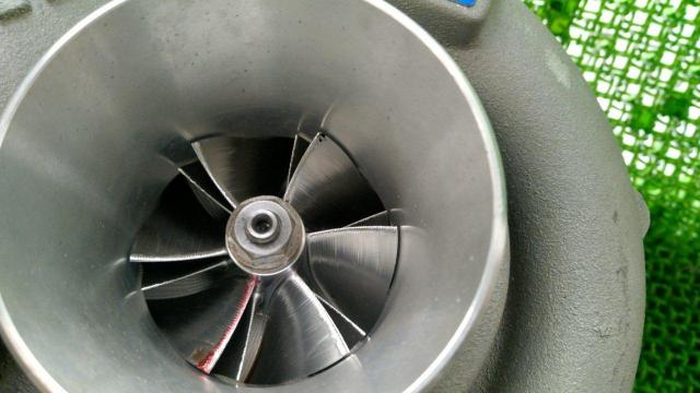 HKS
GT II turbine
Asymmetric series
7460R
49T
Corresponding output 450 horsepower
List price ¥286
000
(¥260
000)-02