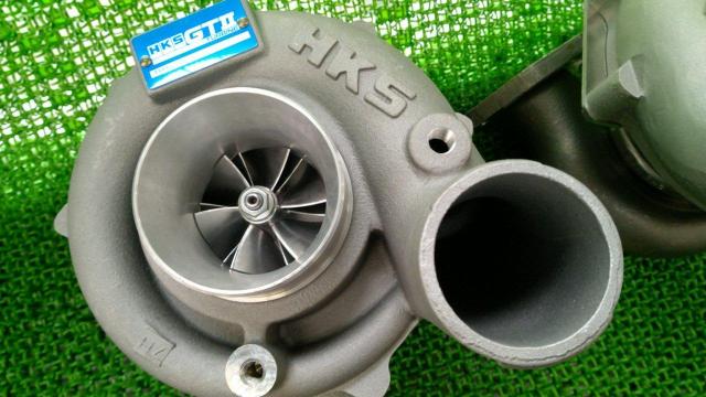 HKS
GT II turbine
Asymmetric series
7460R
49T
Corresponding output 450 horsepower
List price ¥286
000
(¥260
000)-03