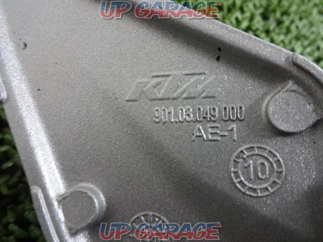 KTM  タンデムステップ 125 デューク(年式不明)-04