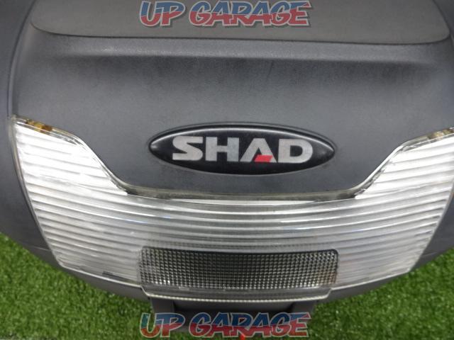 SHAD rear box
Size: 50cm (width) x 40cm (back) x 30cm (height)-05