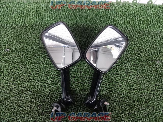 [KAWASAKI]
Genuine
Mirror
Right and left
ZZR400 (year unknown)
Engraved: TP-RT808-08
