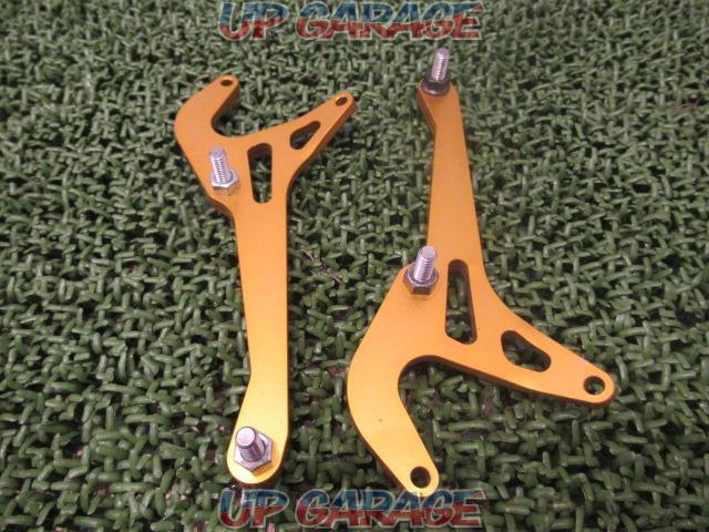 Baby
Face (Babyface)
Swing arm stand hook
V type
YZF-R1 ('15 -)
005-Y0007-05
