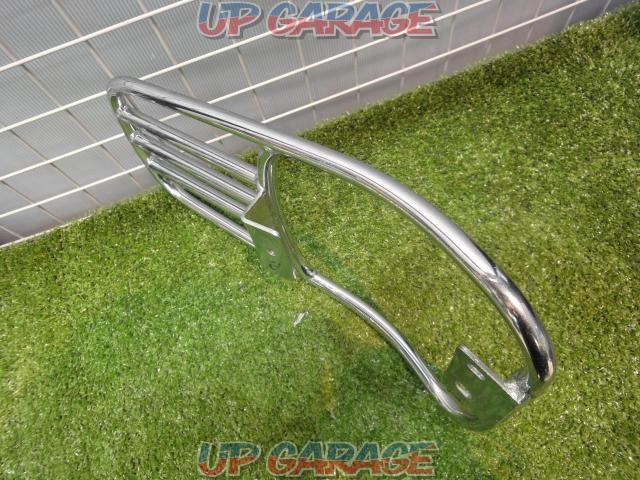 Harley
FLSTN1580
softail deluxe removal
Genuine
Rear carrier
Year Unknown-05
