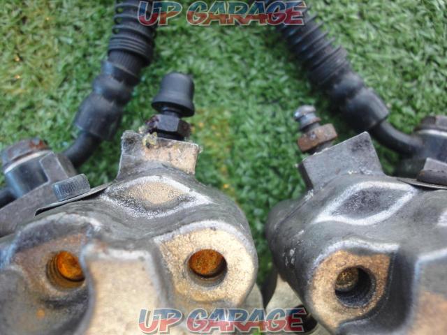 Kawasaki
Zephyr 1100 removal
ZEPHYR
Genuine front caliper left right set
Year Unknown-09