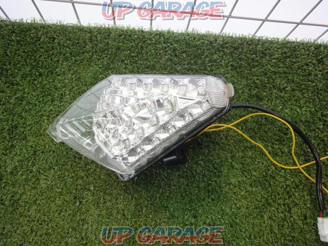 Remove YZF-R1
Genuine tail lamp (clear lens)
Model year unknown-02