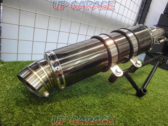 Unknown Manufacturer
Outside muffler
It seems to be in the 125cc class.-02