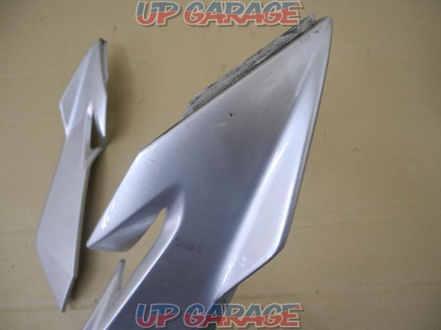 MV
AGUSTA (MV
Agusta)
Genuine side cover left and right set
Silver
F4 (year unknown)-02