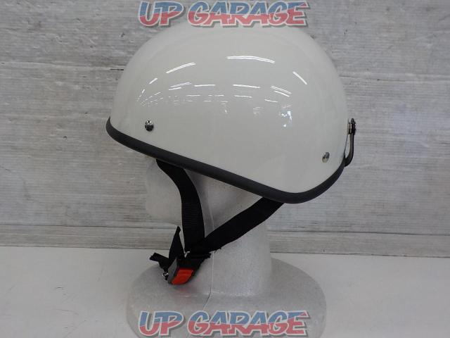 NBS
KC-035
Duck tail helmet
white
Size: XL-02