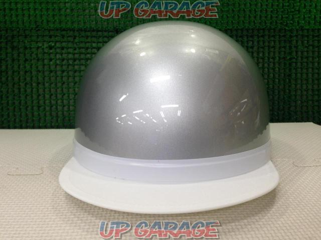 Unicar
Basic style half cap
Silver
BH-01S-05