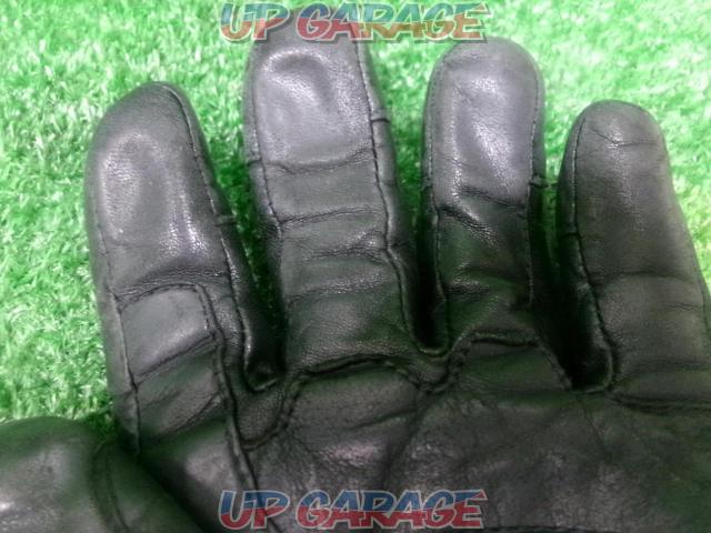 Size unknown (probably around M)
)
FREE × FREE
Leather Winter Gloves-03