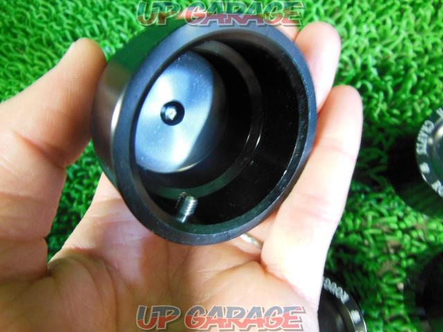 Unknown Manufacturer
Axle shaft
End
Cap
Right and left-02