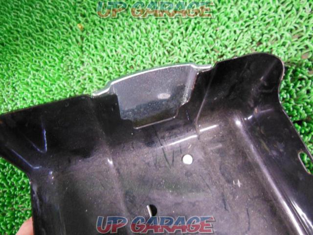 Harley
Davidson (Harley Davidson)
Genuine
Battery cover
FXDWG (year unknown) removed-09