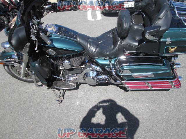 Current sales car
Harley-Davidson
FLHTCUI1450/Ultra Classic
FI car
Customized
1HD1FCW12YY648598
1999 formula
Undeveloped
Wound
Rust
Dirt
Deterioration equipped)-06