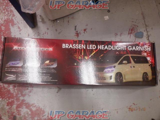 BRASSEN
LED headlight garnish-02