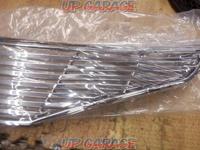 Unknown Manufacturer
Plated front grille-03