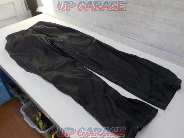 ROUGH & ROAD (Rafuandorodo)
Dual Tex compact rain suit top and bottom set
Size: LL
RR7966/RR5232-08