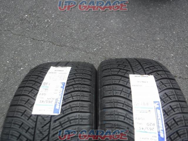 ●Price reduced●Only 2 MICHELIN studless tires
PILOT
ALPIN
Five
SUV
265 / 45R20
108
V
XL
MO (M Benz)
707640-06