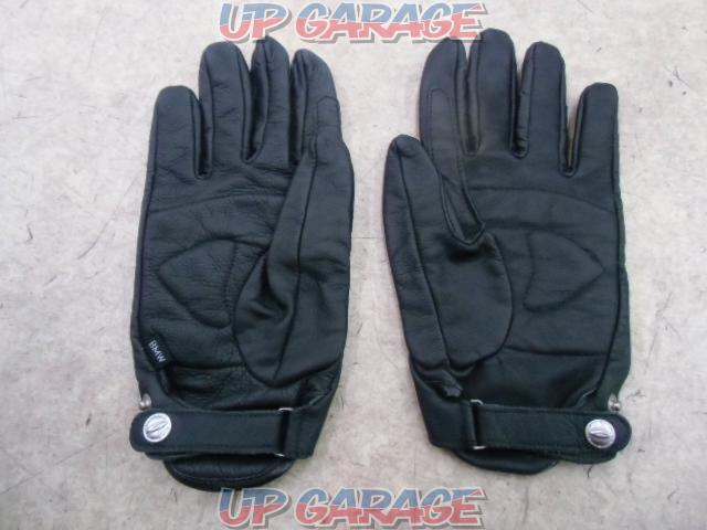 BMW
Leather Gloves
black-02