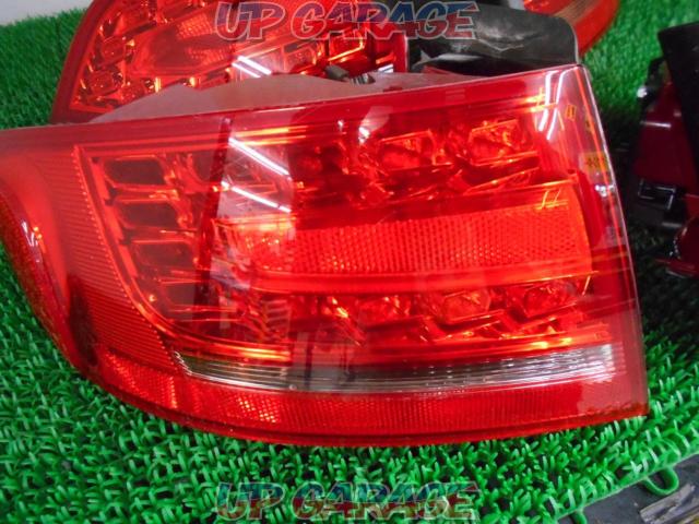There is no AUDI genuine
A4
Sedan genuine LED tail lens-02