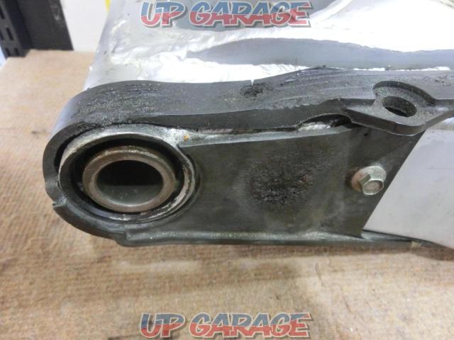  significant price down 
Unknown Manufacturer
Short swing arm
Remove ZXR750 ('03)-02