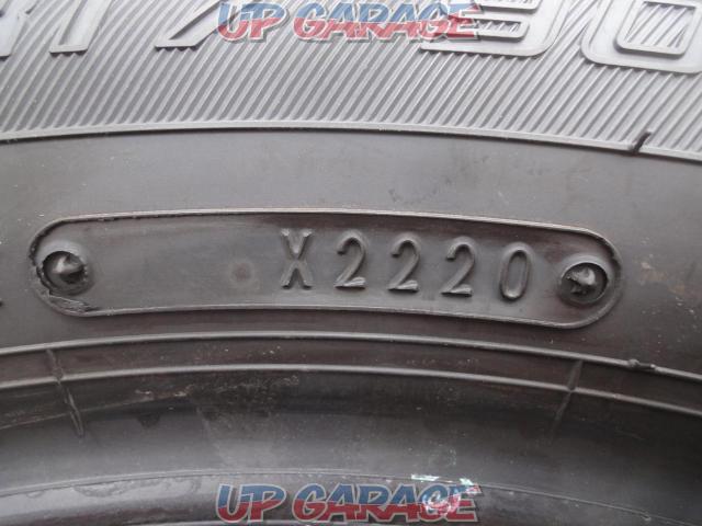 DUNLOP
ENASAVE
EC300 +
195 / 60-17
Four tires
T07064-05