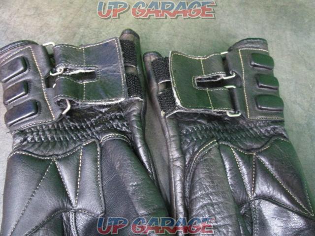 AIMER
Riding Leather Gloves
Size L-06