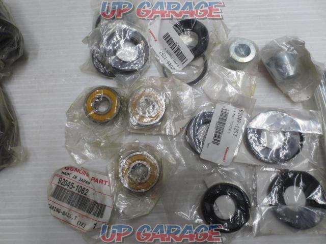 For spare parts! KAWASAKI
KX65
Wheel / bearing / tube related parts set
U01031-04