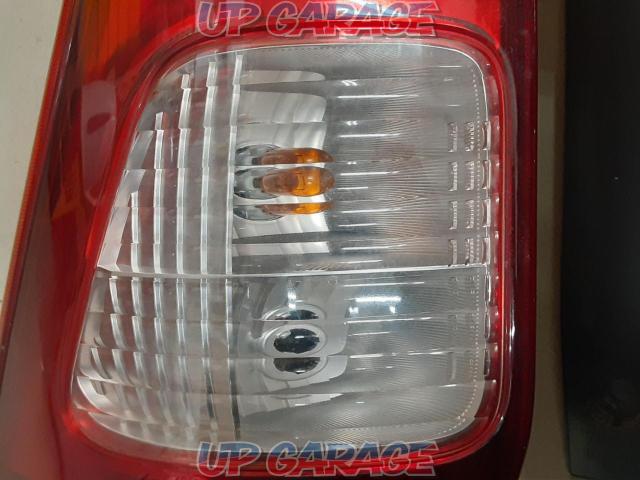 Price down!
Nissan original (NISSAN)
[ICHIKOH / D008]
Serena (C25) genuine
Tail Lamp / Tail Lens
Right and left-04