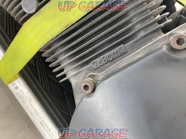 March discount items
SUZUKI
GSX-R750 genuine engine
(GR77C
Removed from '88 car) *Cannot be shipped due to heavy weight-02