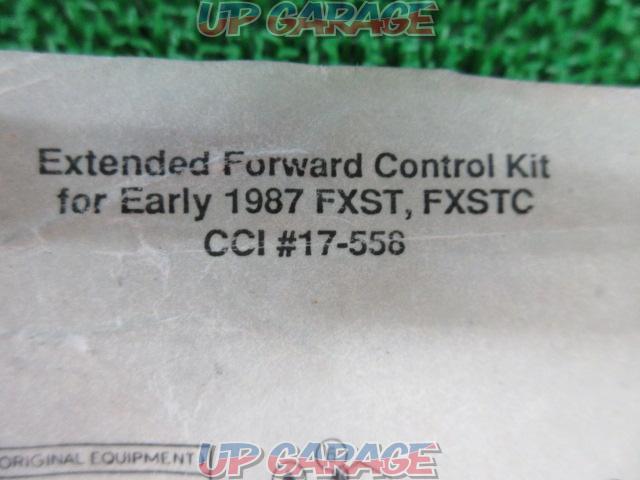 CUSTUM
CHROME (Custom chrome)
17-558
Forward Control Kit
FXST etc.-02