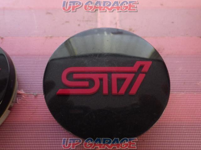 Q7 2 pieces Subaru genuine (SUBARU)
Ornament cap-03