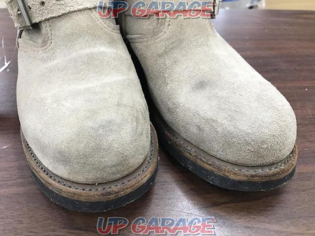 CORD
Suede Short Boots
ANSI
Z41
PT 91
US
Eight
1/2-02