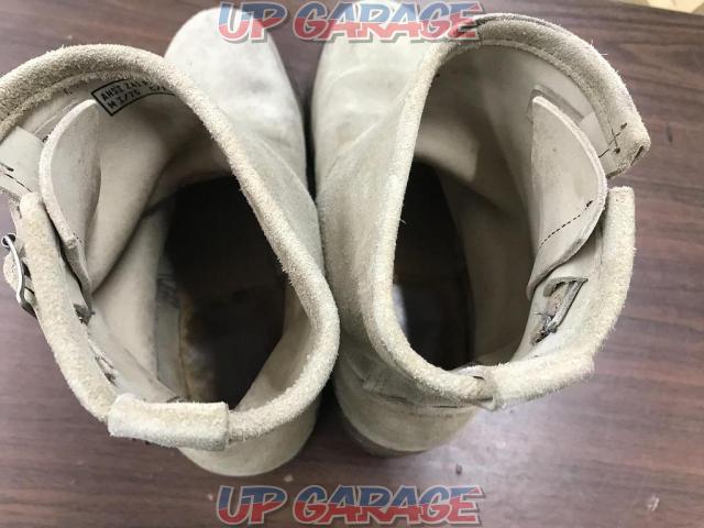 CORD
Suede Short Boots
ANSI
Z41
PT 91
US
Eight
1/2-09