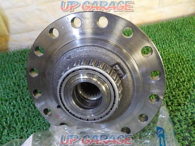TOYOTA
Yaris
GR
FOUR genuine open differential
Set before and after-05