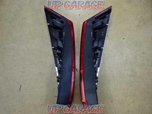 RX2111-3244
NISSAN genuine
Tail lens
Right and left-06