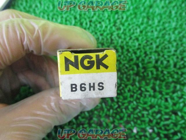 NGK (Enujike)
SPARK
PLUGB6HS-02