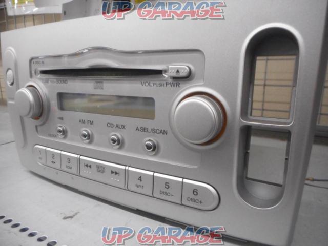 Honda original (HONDA)
(39100-SFA0230)
Life (JB5) genuine
CD tuner
(Silver / variant type)-03