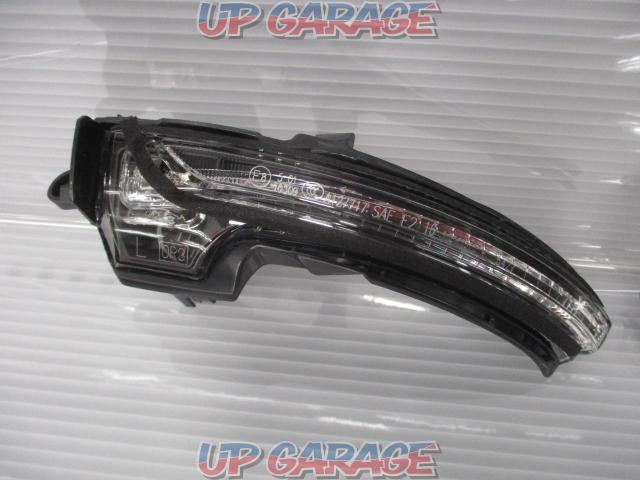 Nissan Genuine Note / E13 Door Mirror Turn Signal Lens / Turn Signal Lamp
Right and left
2 split-04