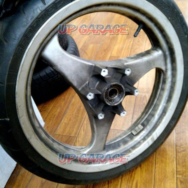  has been price cut 
BMW
K100RS
Genuine front wheel 36.31-2
310-257
MTH2-05