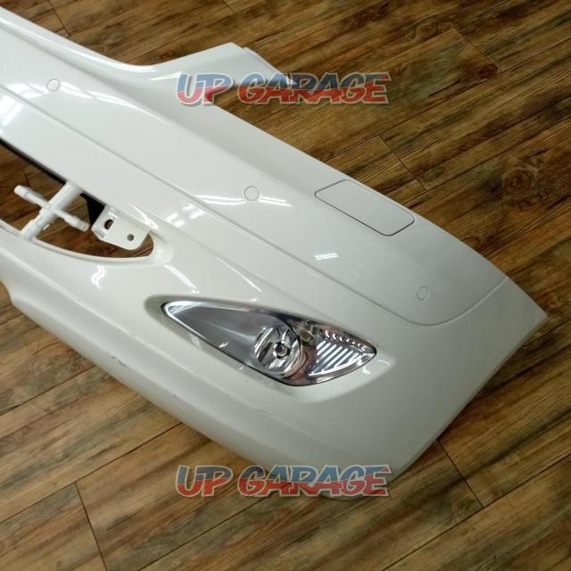 Great price reduction!! Mercedes-Benz (Mercedes-Benz)
S550
W221
Previous term genuine front bumper-02