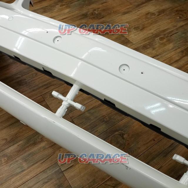 Great price reduction!! Mercedes-Benz (Mercedes-Benz)
S550
W221
Previous term genuine front bumper-03