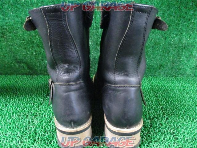 ◆WILD
WING
Leather boots
Size: 24.5cm-04