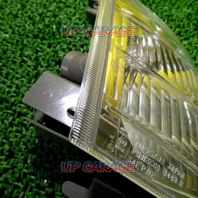 Nissan
X-TRAIL genuine corner lamp
※ Right only-02