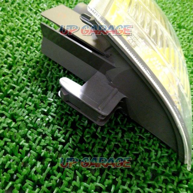 Nissan
X-TRAIL genuine corner lamp
※ Right only-06
