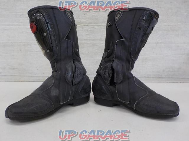 SIDI (Sidi)
Racing boots
Size: 39
※ warranty
Current sales-05
