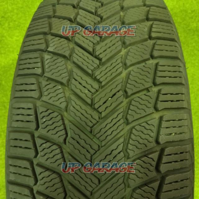 *2F warehouse
Off-season specials
[Four] only tire MICHELIN
X-ICE
SNOW
SUV
255 / 50R19
Manufactured in 2021-05