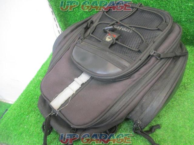 Final price reduction! MOTOWN
NTP35-BK
new tank backpack
Capacity
Approximately 13L-02