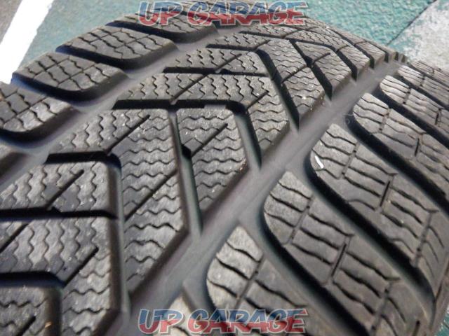 Stock clearance special price *1 piece only
PIRELLI
SOTTOZERO3
(V09254)-03