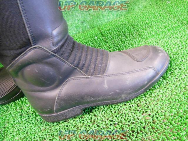 ◆ BMW
goretex waterproof
Boots
Size: 42 (26.5cm)-06