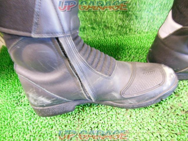 ◆ BMW
goretex waterproof
Boots
Size: 42 (26.5cm)-07